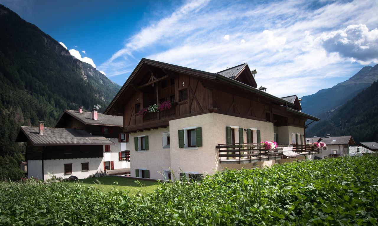 Casa Le Rondini Daire Valdisotto Dış mekan fotoğraf